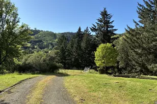 464 Homestead Dr, Myrtle Creek, OR 97457 - Photo 19