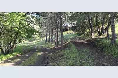 464 Homestead Dr, Myrtle Creek, OR 97457 - Photo 17