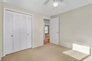 684 NE Terry Ct, Hillsboro, OR 97124 - Photo 35