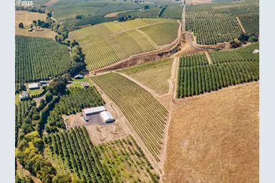 2018 Steele Rd, The Dalles, OR 97058 - Photo 9