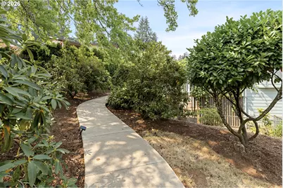192 NW Canyon Dr, Dundee, OR 97115 - Photo 3