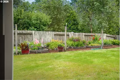 1860 Carmel Ave, Eugene, OR 97401 - Photo 37
