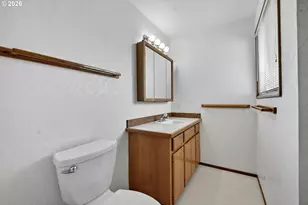 1860 Carmel Ave, Eugene, OR 97401 - Photo 27