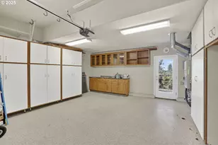 4473 NW Oxbridge Dr, Portland, OR 97229 - Photo 35