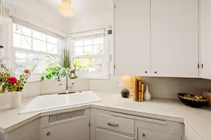 4772 N Amherst St, Portland, OR 97203 - Photo 11