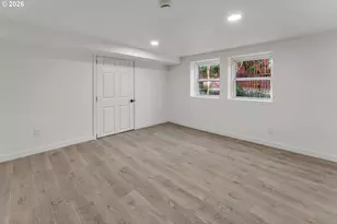 682 39th St, Astoria, OR 97103 - Photo 19