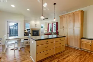 1101 Madison St, Silverton, OR 97381 - Photo 19