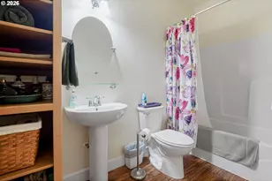 1101 Madison St, Silverton, OR 97381 - Photo 33