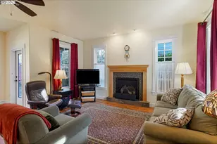 1101 Madison St, Silverton, OR 97381 - Photo 9