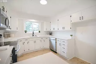 515 E Pine St, Centralia, WA 98531 - Photo 11