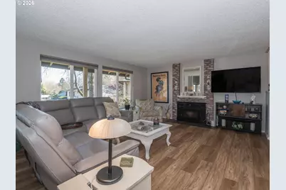 4031 SE Knarr Cir, Troutdale, OR 97060 - Photo 3