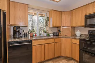 4031 SE Knarr Cir, Troutdale, OR 97060 - Photo 11