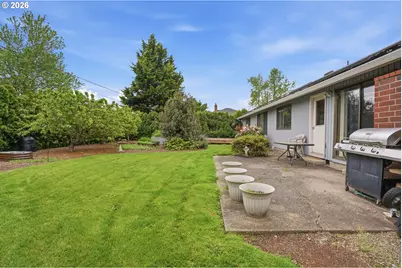 342 McLaughlin Dr, Woodburn, OR 97071 - Photo 17