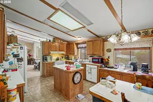1307 S Water St, Silverton, OR 97381 - Photo 15