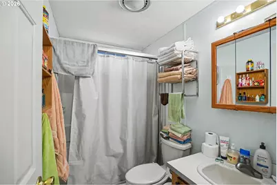 1307 S Water St #72, Silverton, OR 97381 - Photo 17