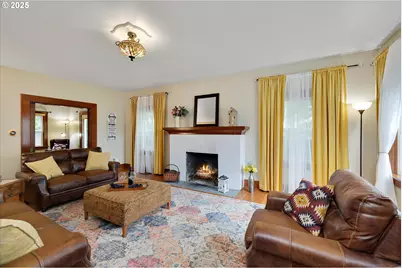 636 S Nehalem St, Clatskanie, OR 97016 - Photo 15