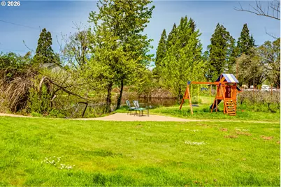 34386 Matthews Rd, Eugene, OR 97405 - Photo 23