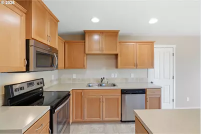 5922 NE 71st Ave, Vancouver, WA 98661 - Photo 9