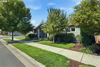 988 Hamilton St, Springfield, OR 97477 - Photo 5