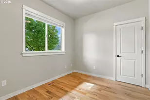 988 Hamilton St, Springfield, OR 97477 - Photo 31