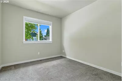 988 Hamilton St, Springfield, OR 97477 - Photo 35
