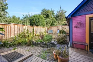 446 NE Ivy St, Portland, OR 97212 - Photo 29
