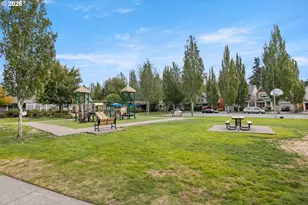 1079 SE Portlandia Ave, Hillsboro, OR 97123 - Photo 33