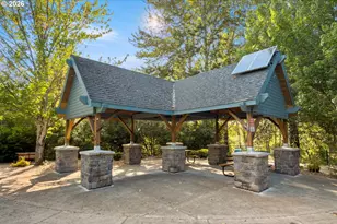 1079 SE Portlandia Ave, Hillsboro, OR 97123 - Photo 43