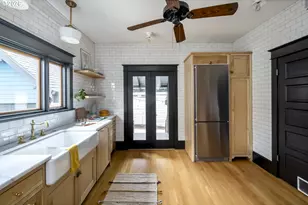 7027 N Moore Ave, Portland, OR 97217 - Photo 15