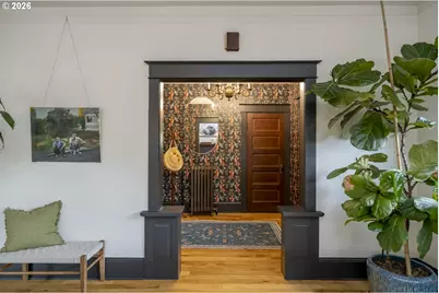 7027 N Moore Ave, Portland, OR 97217 - Photo 9
