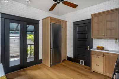 7027 N Moore Ave, Portland, OR 97217 - Photo 19