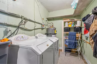 28780 Santiam Hwy, Sweet Home, OR 97386 - Photo 21