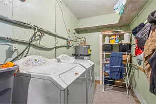 28780 Santiam Hwy, Sweet Home, OR 97386 - Photo 21