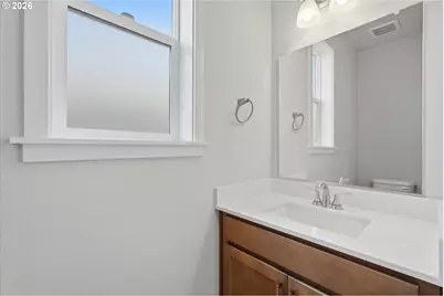 521 E Cleveland St, Carlton, OR 97111 - Photo 5