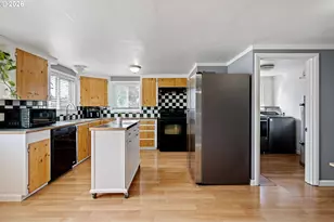 2207 Willona Dr, Eugene, OR 97408 - Photo 7