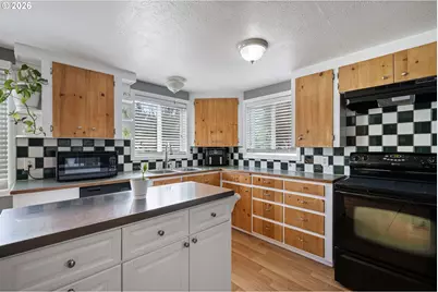 2207 Willona Dr, Eugene, OR 97408 - Photo 9