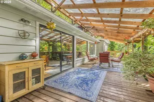 3160 Whitten Dr, Eugene, OR 97405 - Photo 15