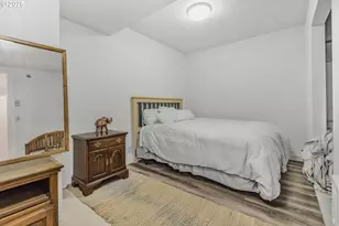 3160 Whitten Dr, Eugene, OR 97405 - Photo 41