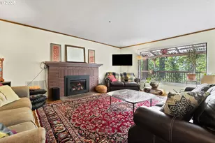 3160 Whitten Dr, Eugene, OR 97405 - Photo 17