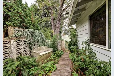 7752 SE Harrison St, Milwaukie, OR 97222 - Photo 15