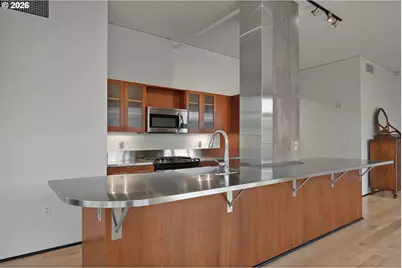 420 NW 11th Ave #615, Portland, OR 97209 - Photo 13