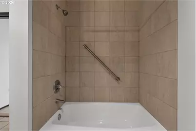 420 NW 11th Ave #615, Portland, OR 97209 - Photo 23