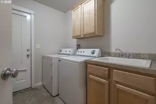 675 NW Cypress St, McMinnville, OR 97128 - Photo 31