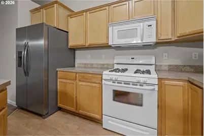 675 NW Cypress St, McMinnville, OR 97128 - Photo 17