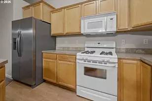 675 NW Cypress St, McMinnville, OR 97128 - Photo 17