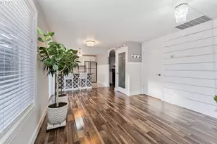 17948 SW Robert Ln, Beaverton, OR 97078 - Photo 7