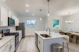 18919 SW Hazelwood Ln, Beaverton, OR 97078 - Photo 11