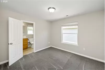 19157 SE Ash St, Portland, OR 97233 - Photo 31