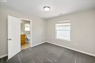 19157 SE Ash St, Portland, OR 97233 - Photo 31
