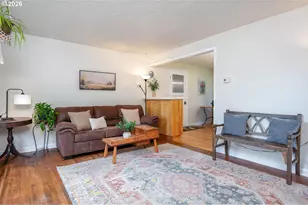 5044 NE Cully Blvd, Portland, OR 97218 - Photo 7